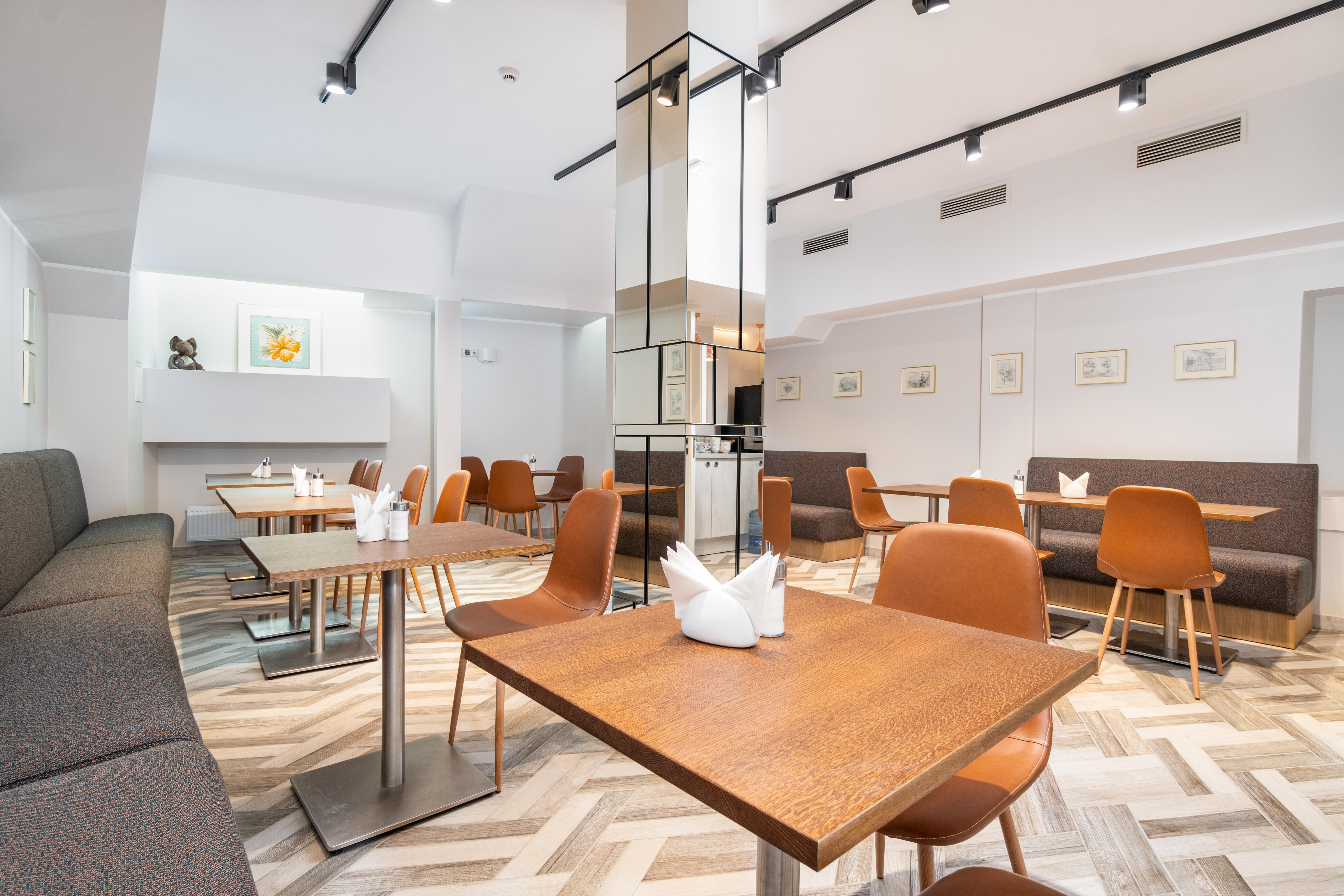 Forums Boutique Hotel Riga Bagian luar foto