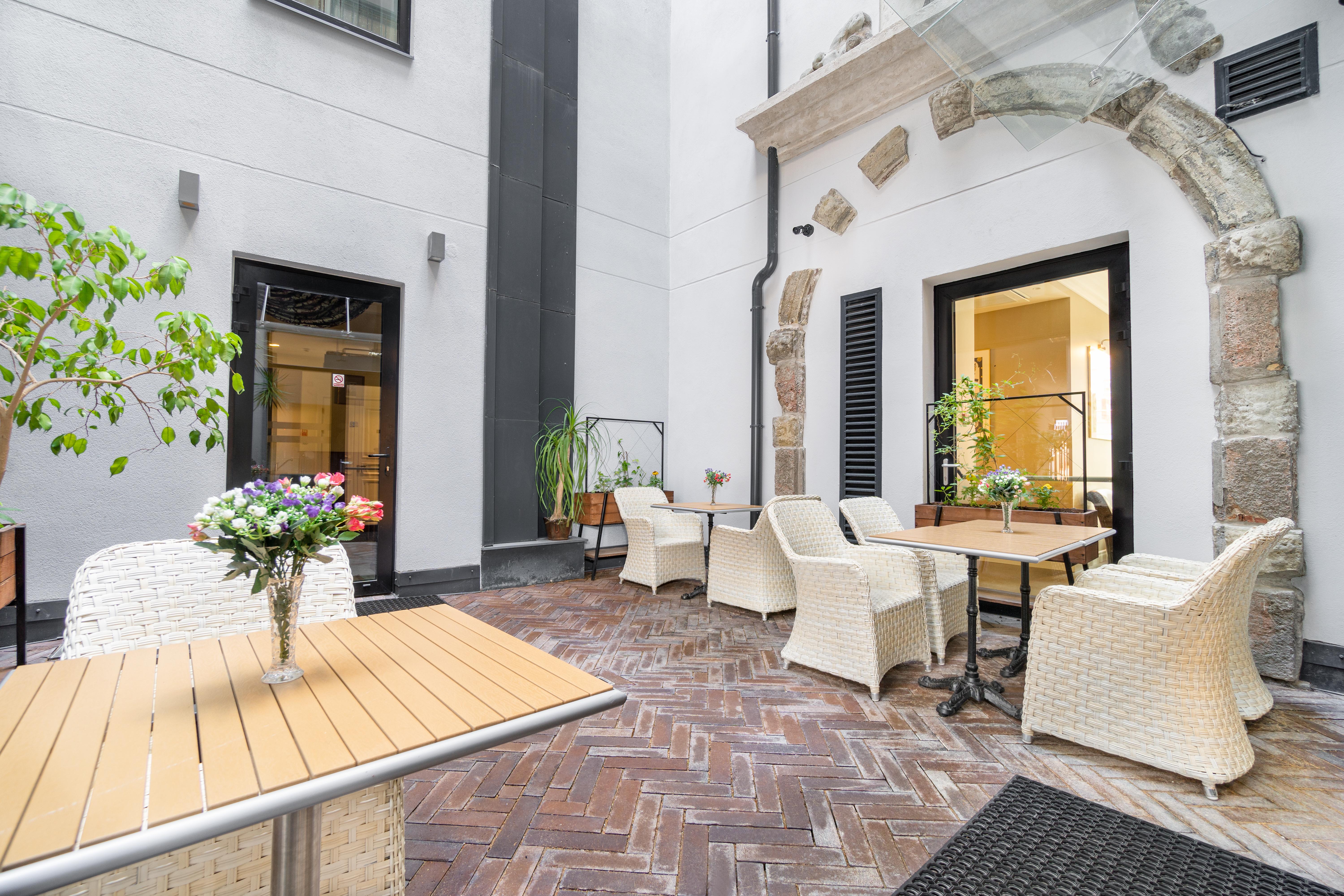Forums Boutique Hotel Riga Bagian luar foto