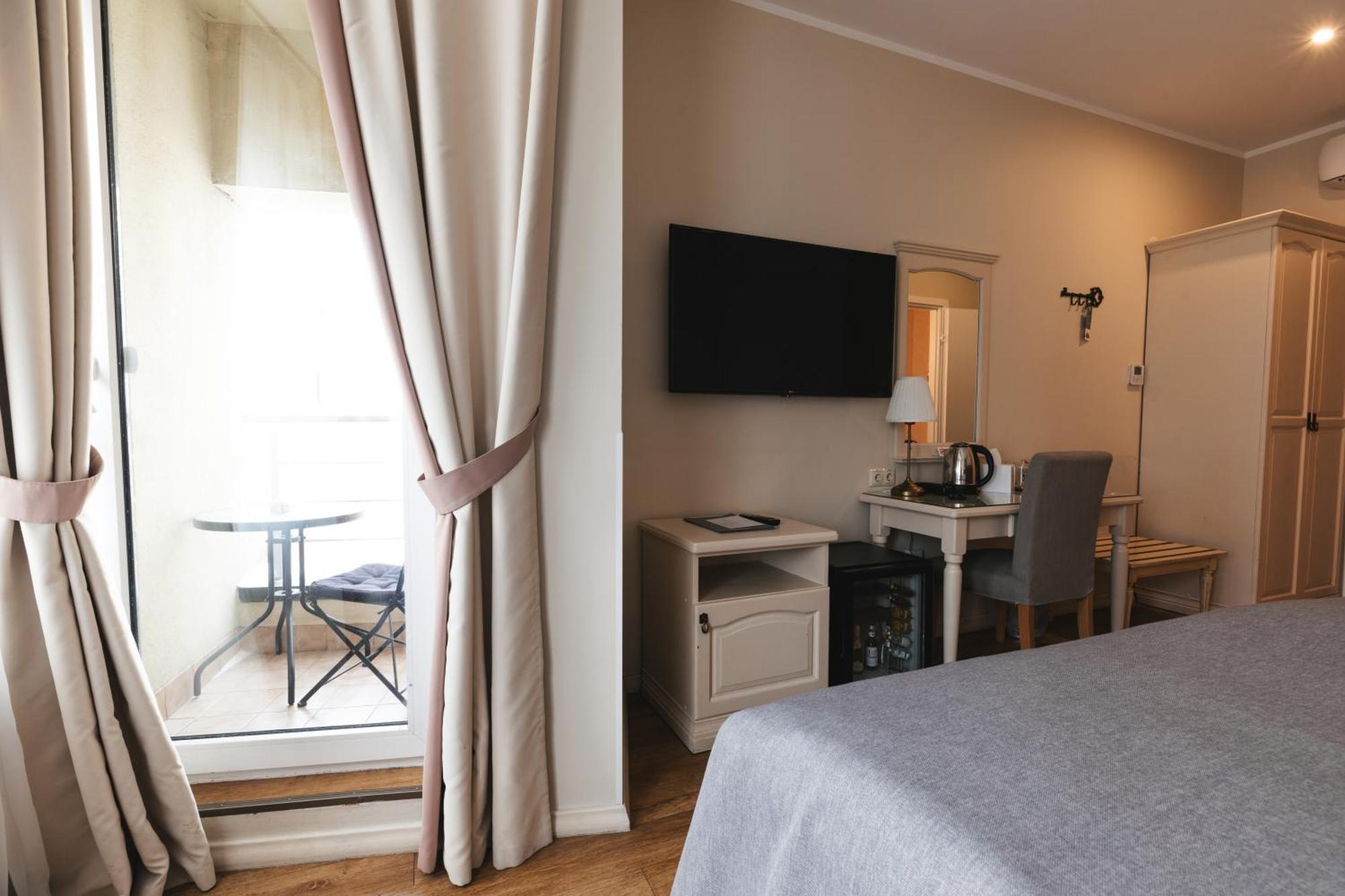 Forums Boutique Hotel Riga Bagian luar foto