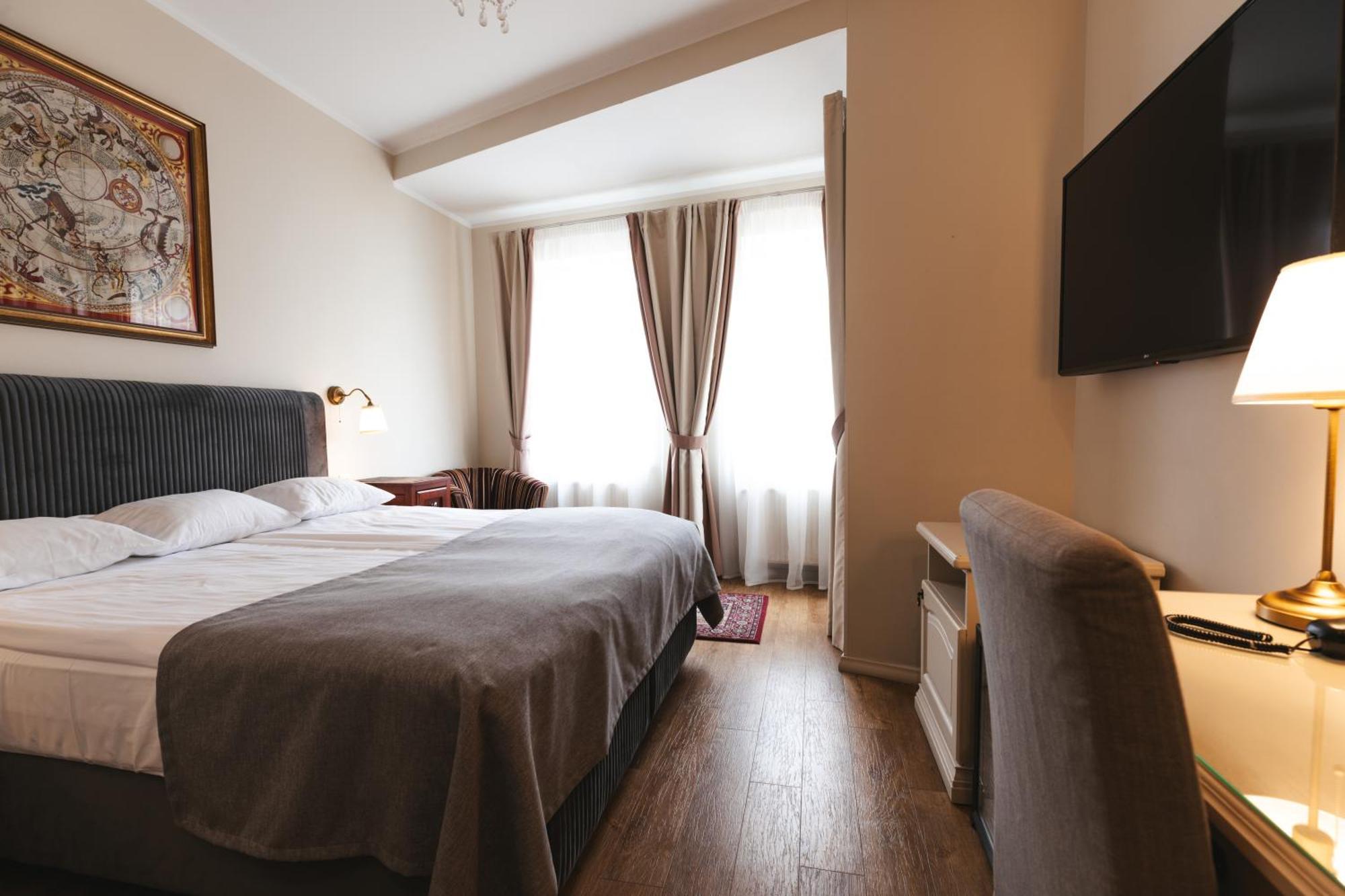 Forums Boutique Hotel Riga Bagian luar foto