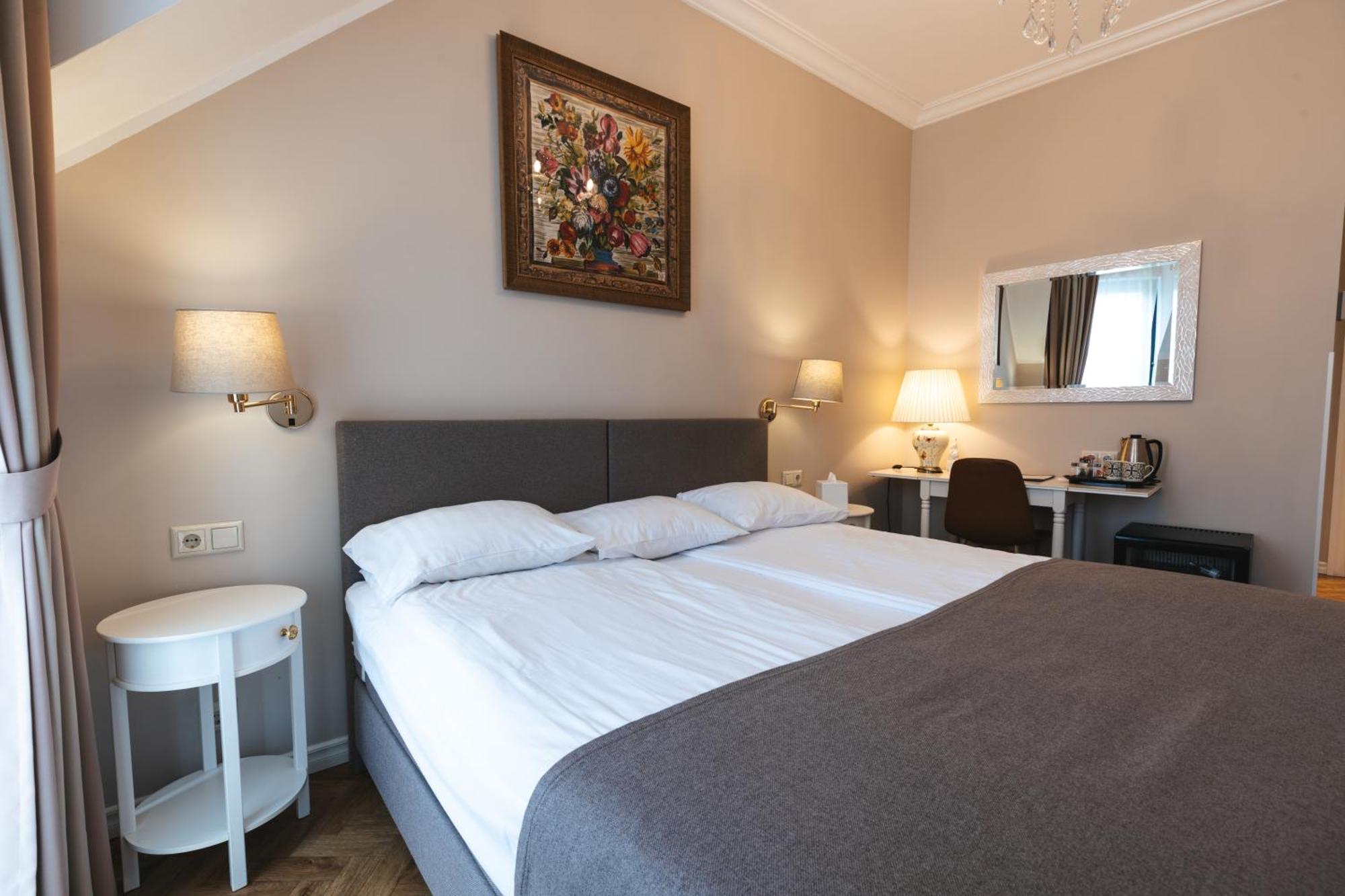 Forums Boutique Hotel Riga Bagian luar foto