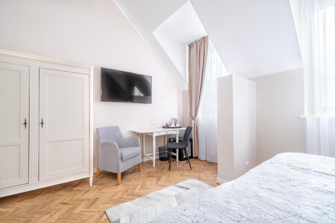 Forums Boutique Hotel Riga Bagian luar foto