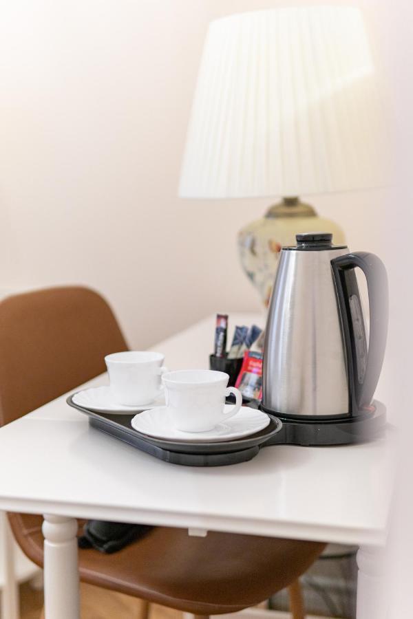 Forums Boutique Hotel Riga Bagian luar foto